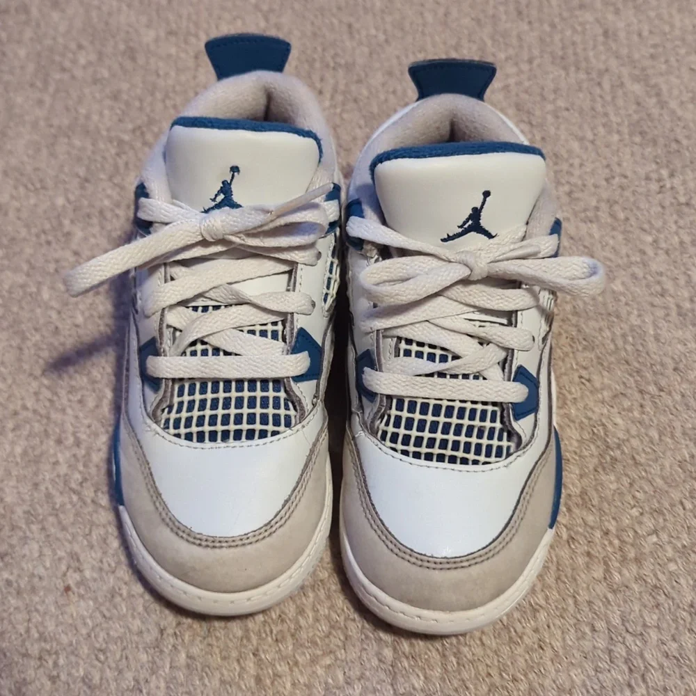 Air Jordan 4 Retro OG TD Sneakers in Off White/Military Blue/Neutral Grey 10C - Picture 4 of 8